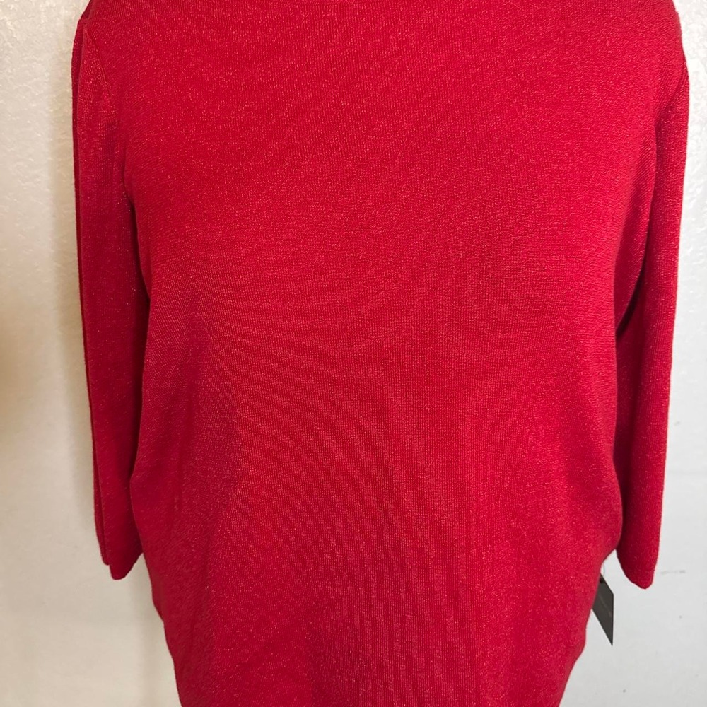 Cabaret Red 3/4 sleeve sweater in size 3X.